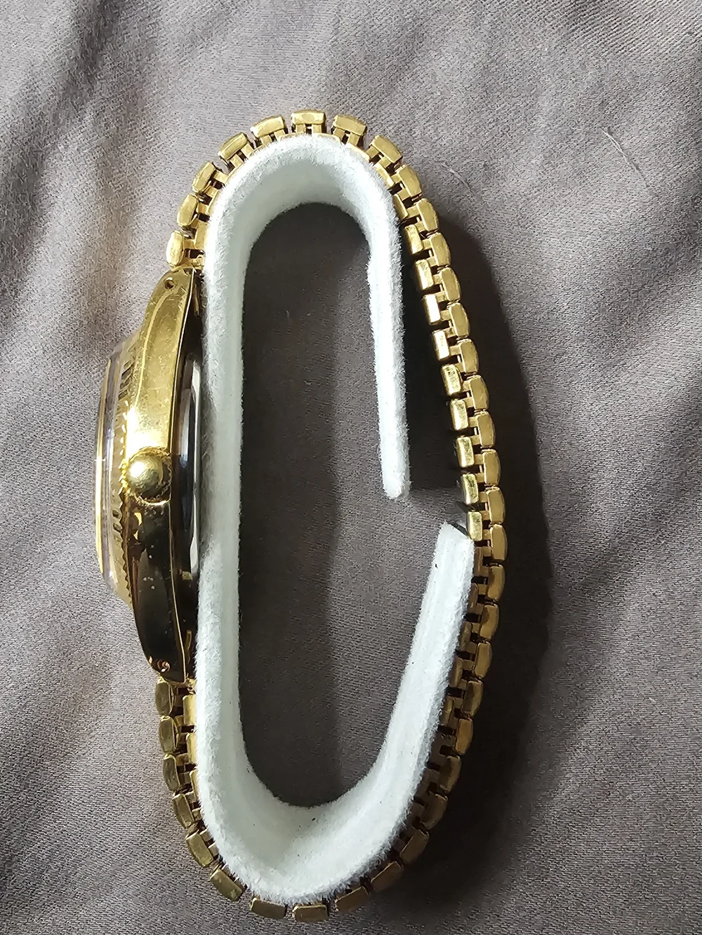 Black Hills Gold Men’s Gold-Tone Diamond Quartz Watch Vintage